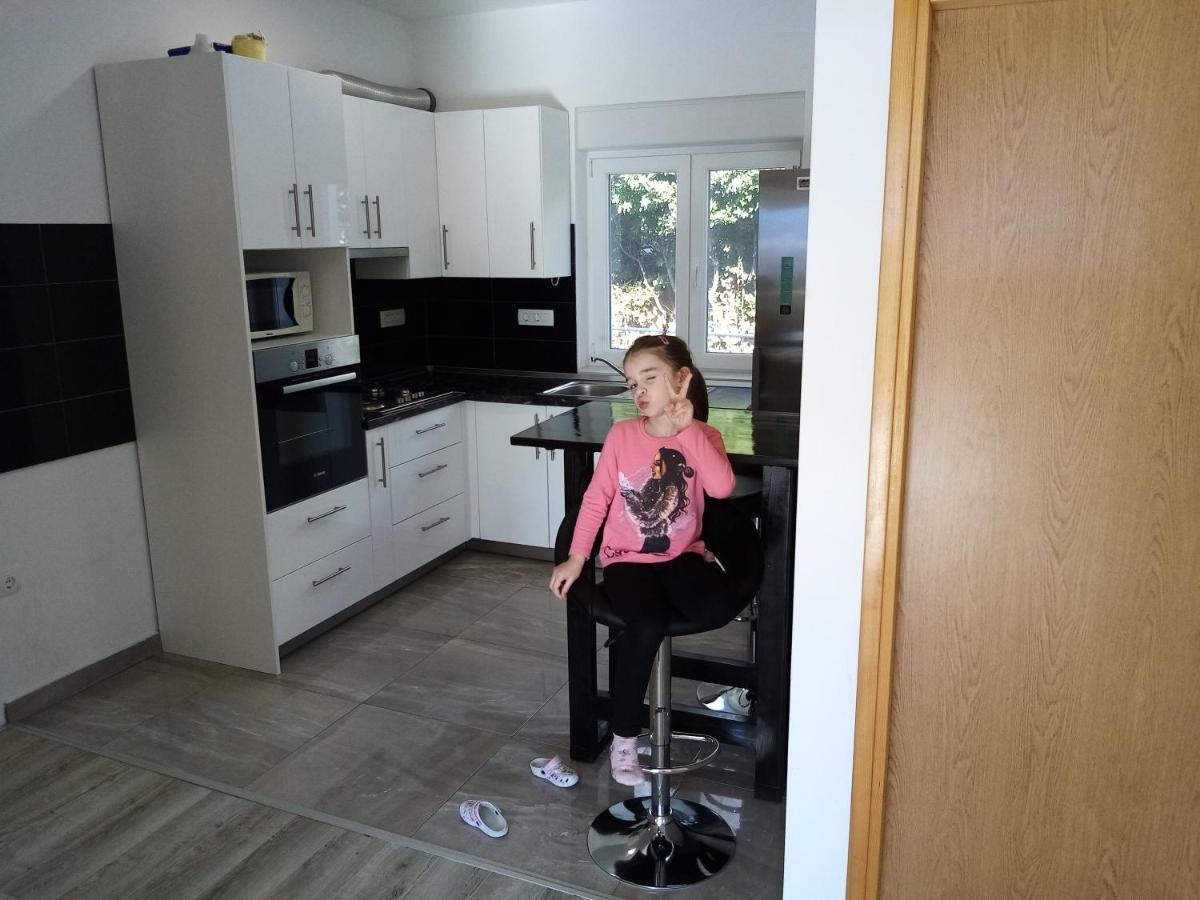 Apartment Nino Gradac  Eksteriør billede