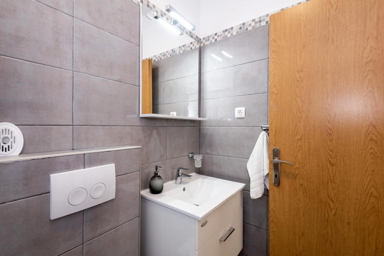 Apartment Nino Gradac  Eksteriør billede